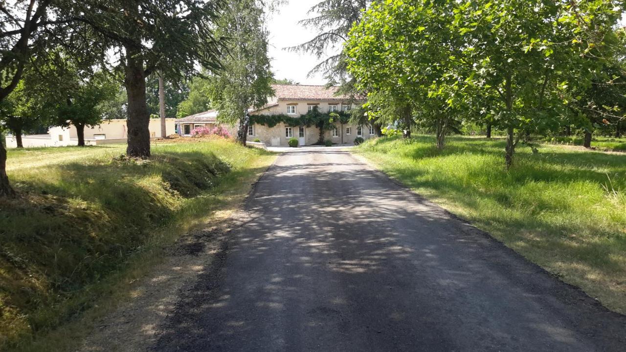 Gite De Beausoleil La Romieu Kültér fotó