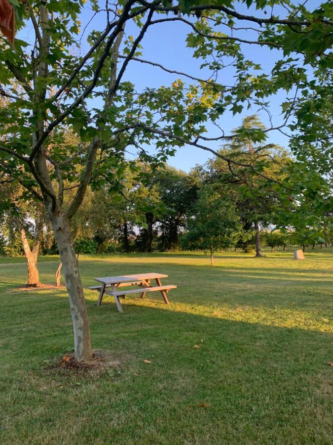 Gite De Beausoleil La Romieu Kültér fotó